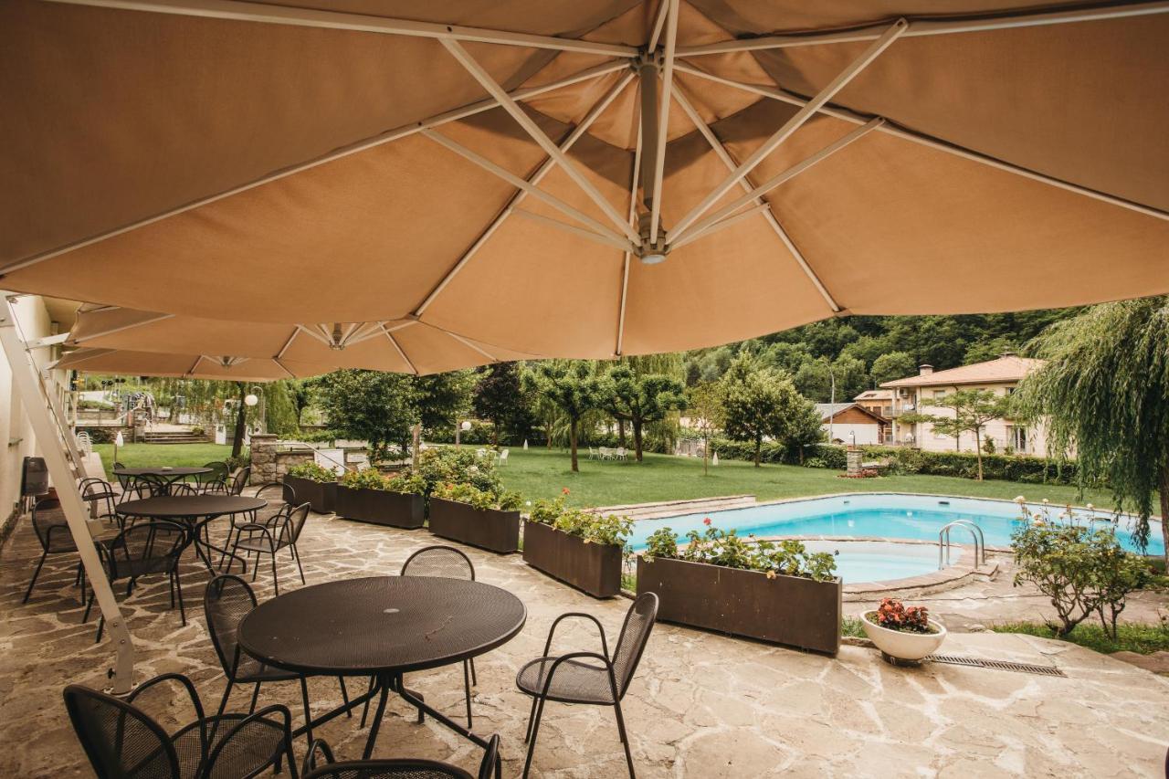 Hotel Catalunya Park Рибес де Фресер Екстериор снимка